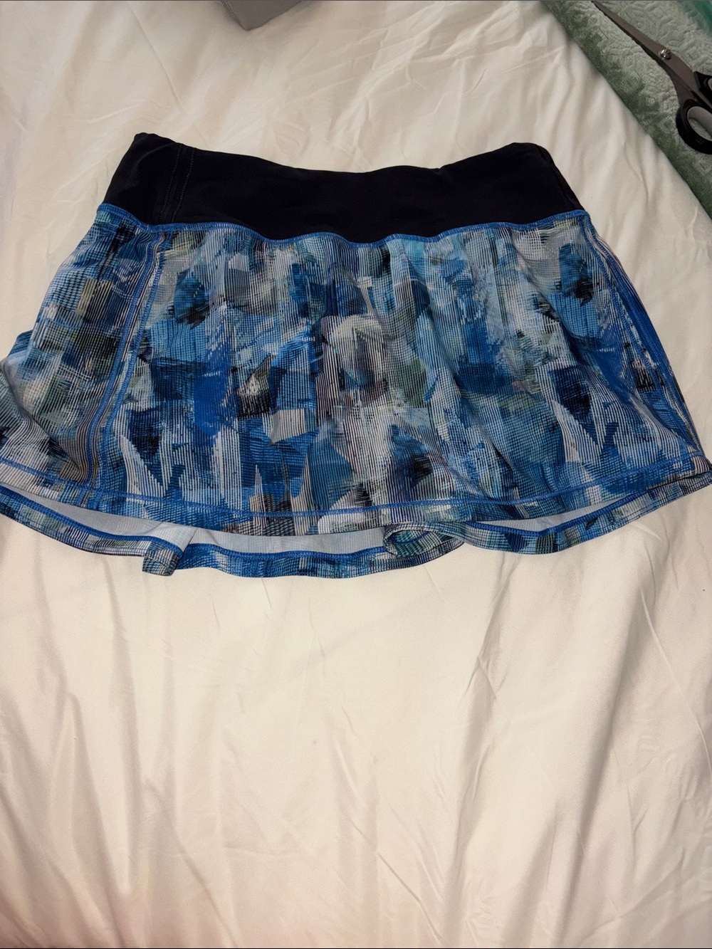 Lululemon Blue Printed Athletic Skirt with Black Waistband